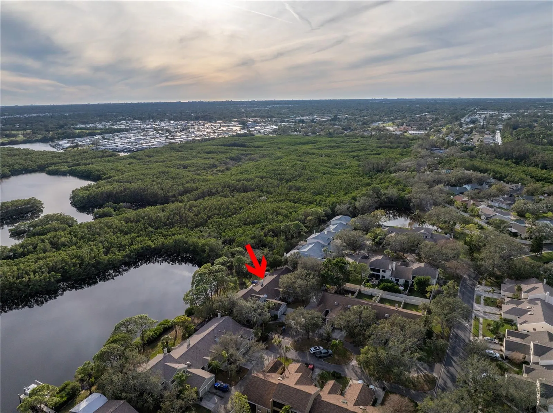912 Myakka Court NE St Petersburg FL 33702