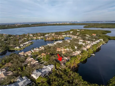 912 Myakka Court NE St Petersburg FL 33702