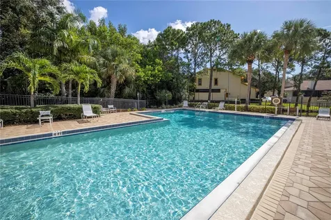912 Myakka Court NE St Petersburg FL 33702