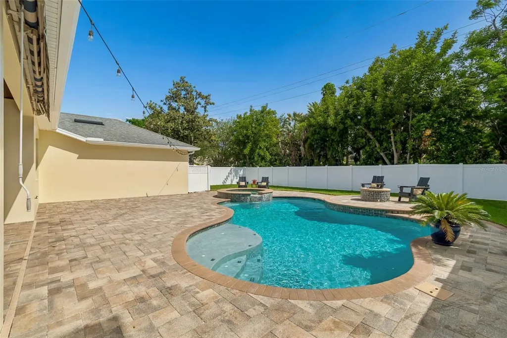 3902 W Vasconia Street Tampa FL 33629