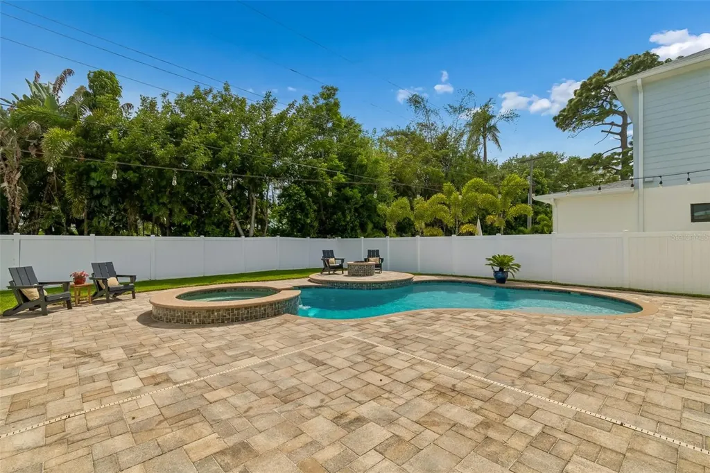 3902 W Vasconia Street Tampa FL 33629