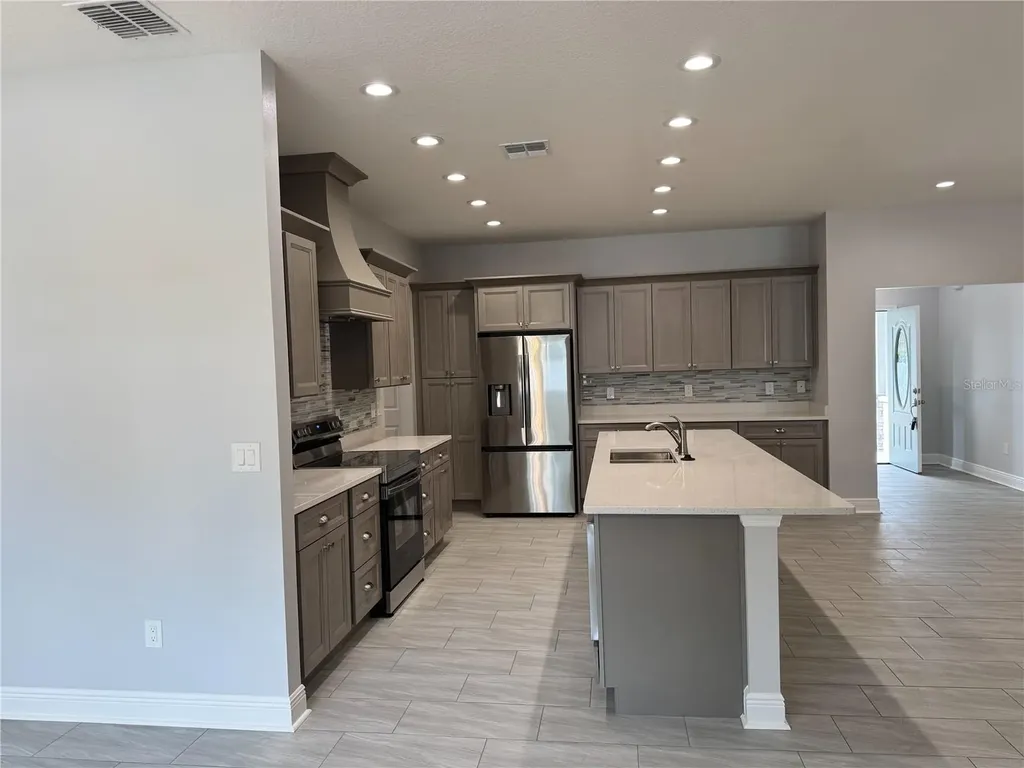 37533 Teri Court Dade City FL 33525