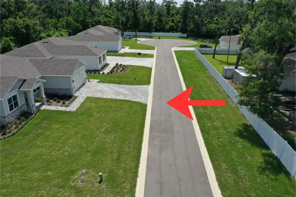 37533 Teri Court Dade City FL 33525