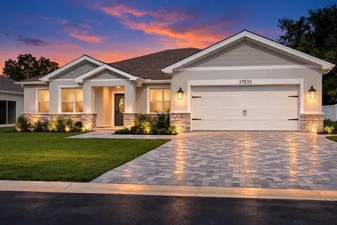 37533 Teri Court Dade City FL 33525
