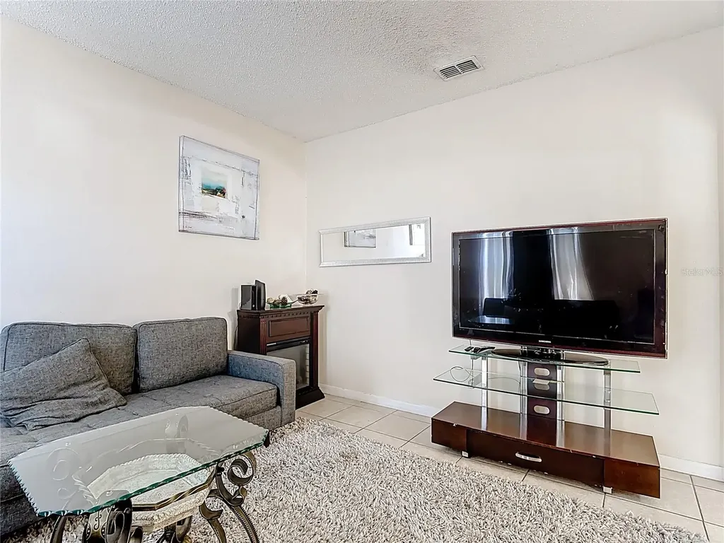 635 Knollwood Drive Davenport FL 33837