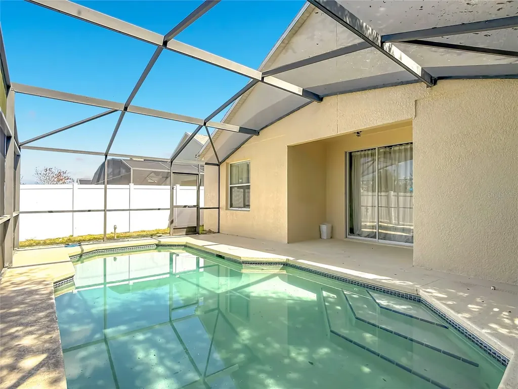 635 Knollwood Drive Davenport FL 33837