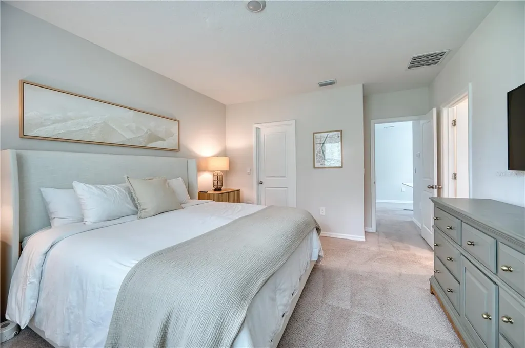 6570 Calypso Coral Lane Sarasota FL 34240