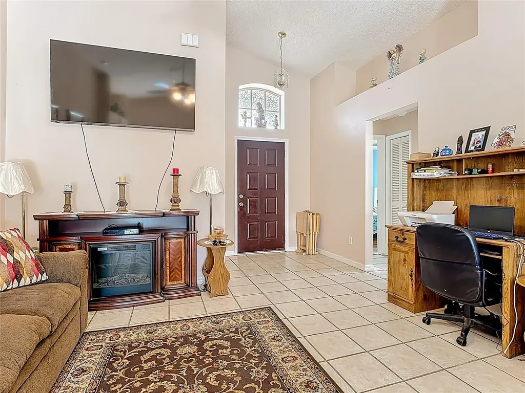 2927 Cool Breeze Circle St Cloud FL 34769
