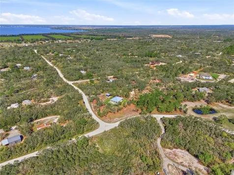 2204 R E Byrd Road Frostproof FL 33843