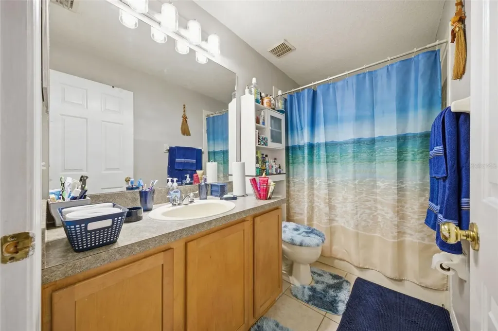 192 Coquina Bay Drive St Petersburg FL 33705