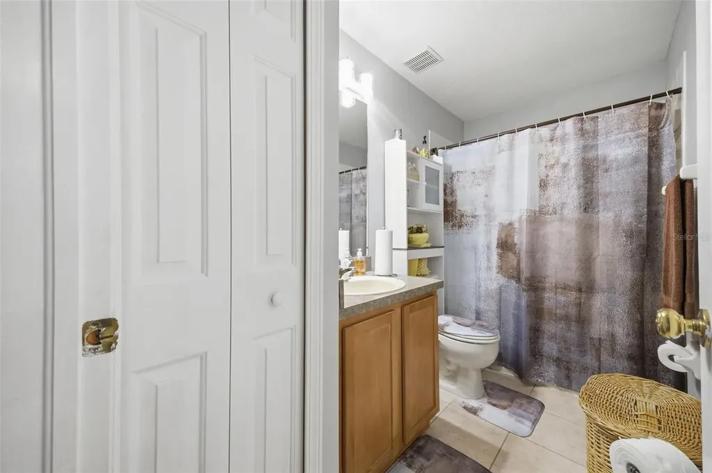 192 Coquina Bay Drive St Petersburg FL 33705