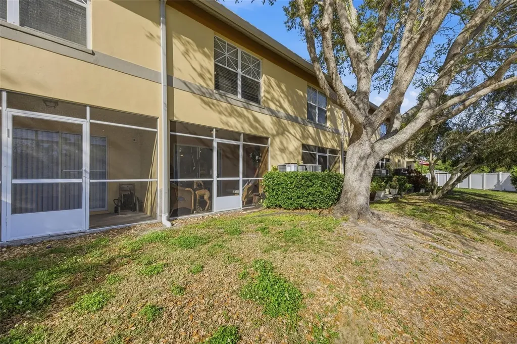 192 Coquina Bay Drive St Petersburg FL 33705