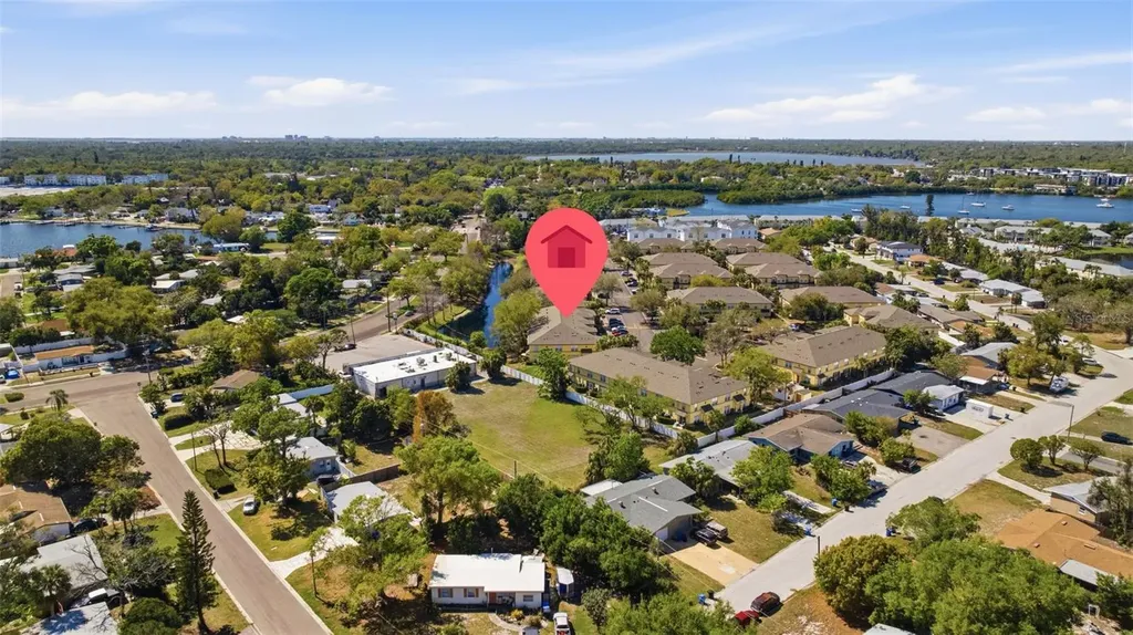 192 Coquina Bay Drive St Petersburg FL 33705