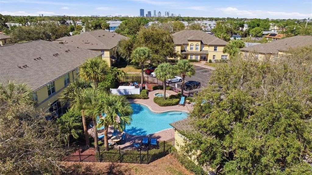 192 Coquina Bay Drive St Petersburg FL 33705