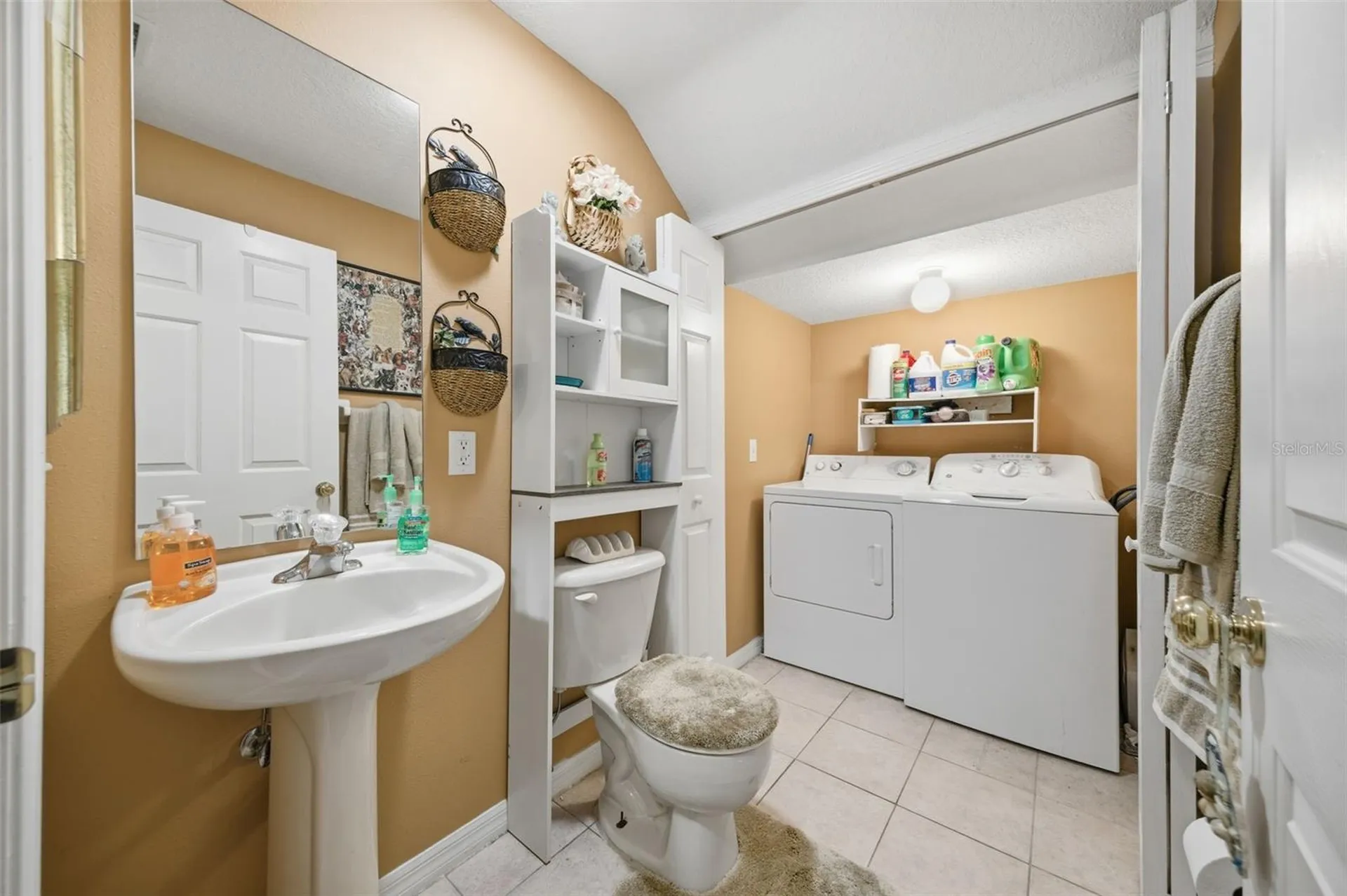 192 Coquina Bay Drive St Petersburg FL 33705