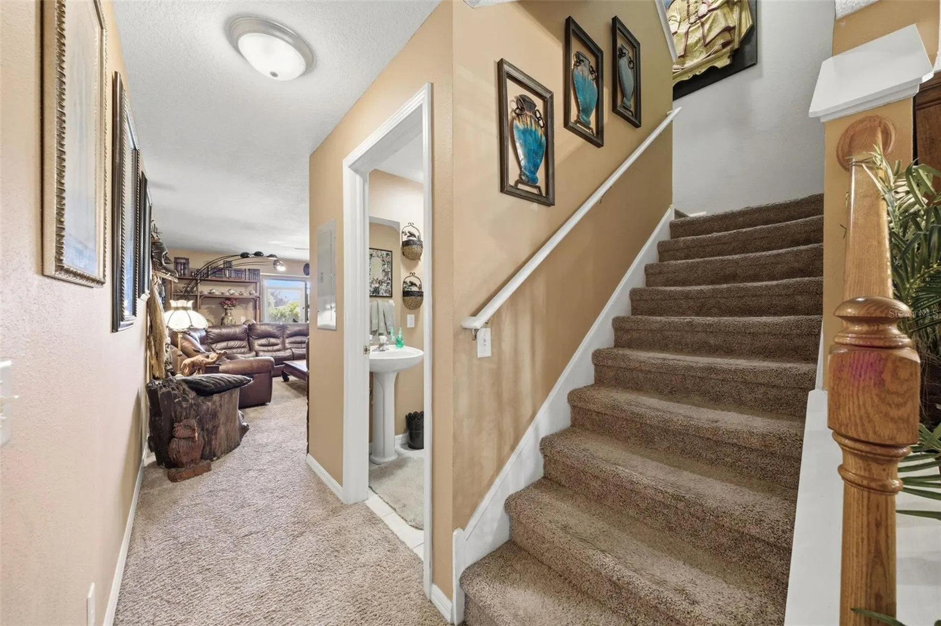 192 Coquina Bay Drive St Petersburg FL 33705