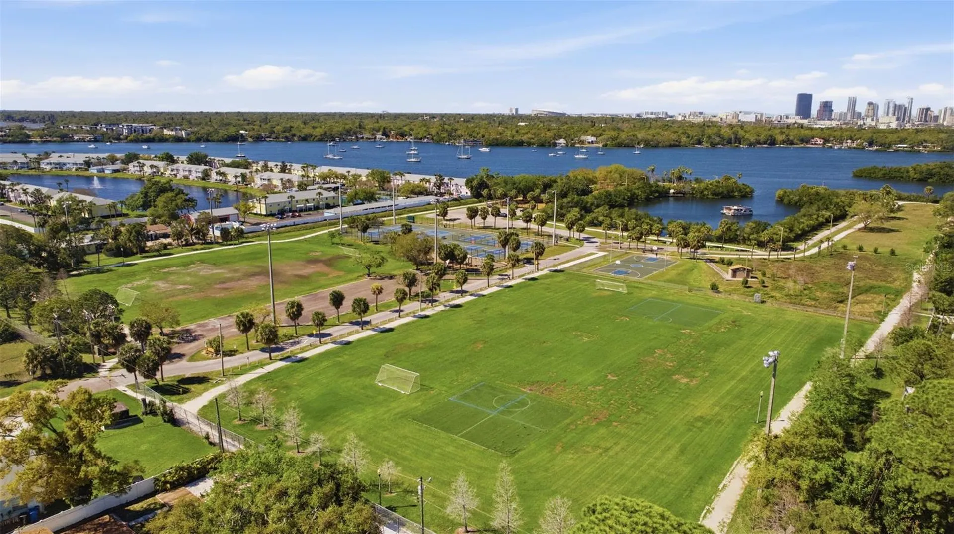 192 Coquina Bay Drive St Petersburg FL 33705