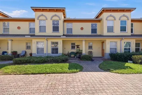 192 Coquina Bay Drive St Petersburg FL 33705
