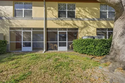 192 Coquina Bay Drive St Petersburg FL 33705