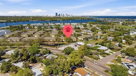 192 Coquina Bay Drive St Petersburg FL 33705