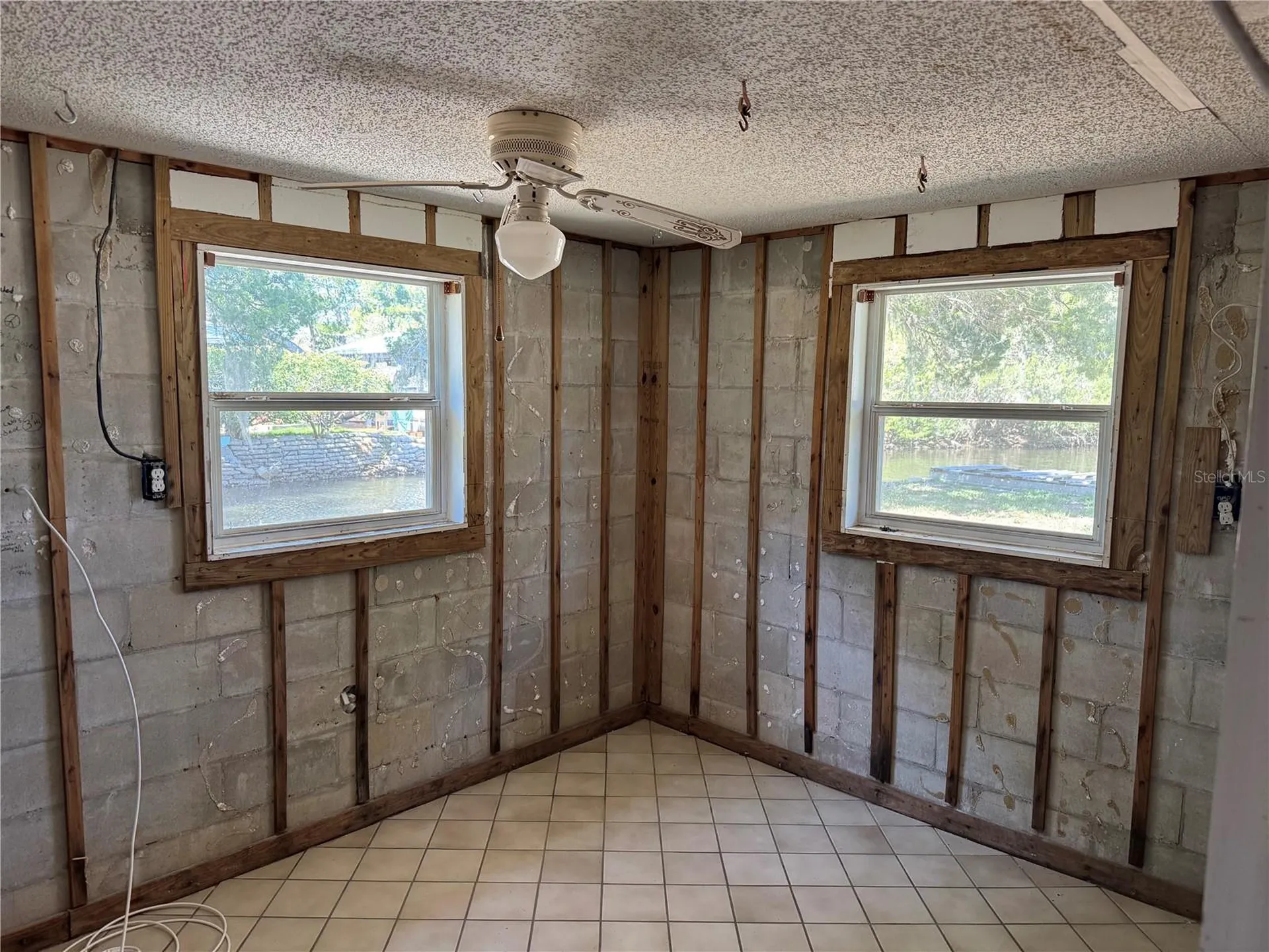 2221 S Waterman Drive Crystal River FL 34429