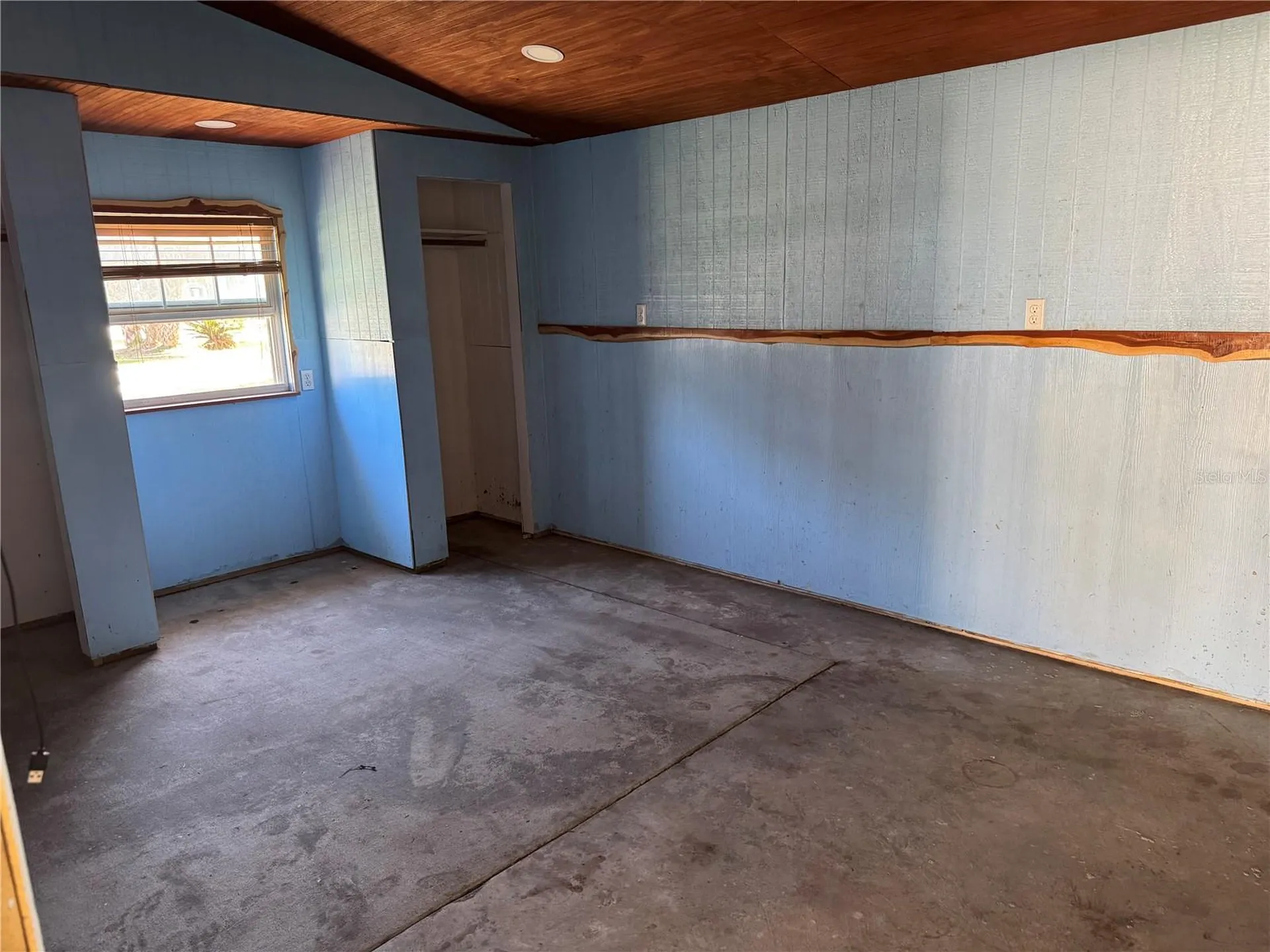 2221 S Waterman Drive Crystal River FL 34429