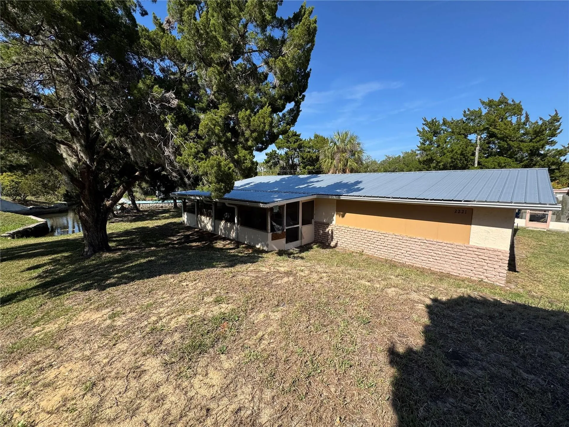 2221 S Waterman Drive Crystal River FL 34429