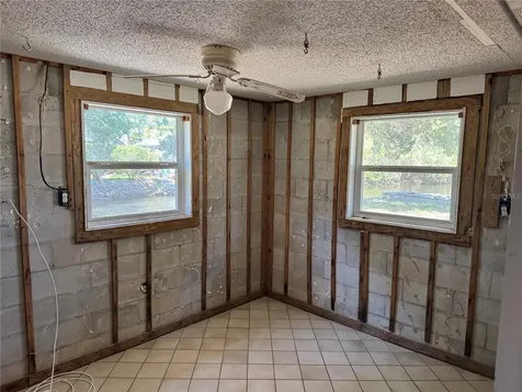 2221 S Waterman Drive Crystal River FL 34429
