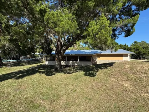 2221 S Waterman Drive Crystal River FL 34429