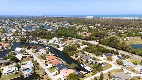 60 Coral Reef Court N Palm Coast FL 32137