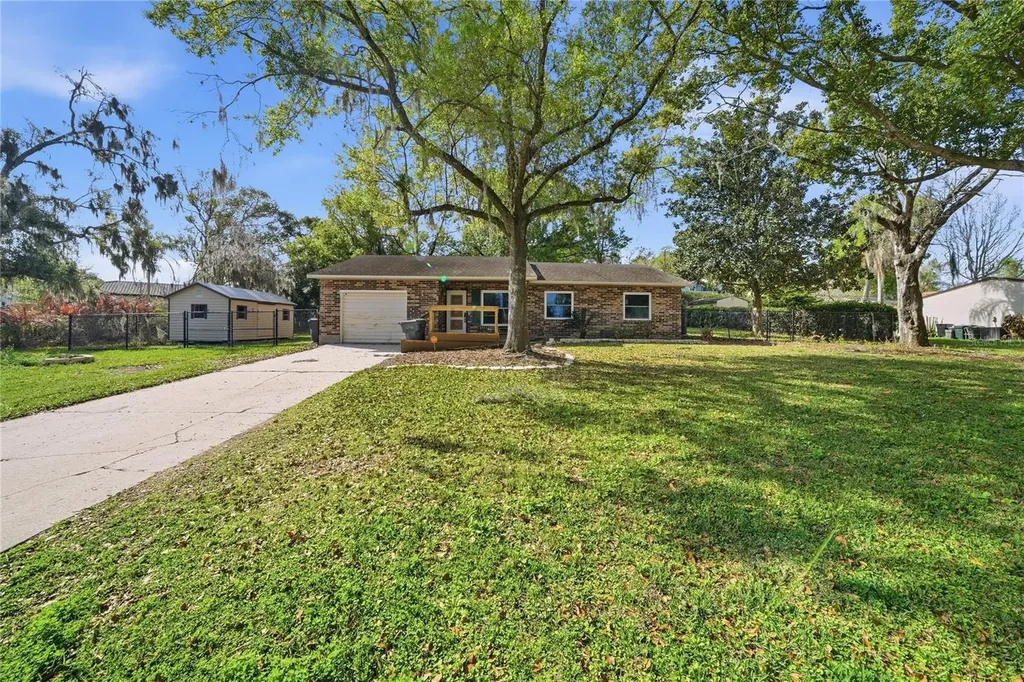 2327 Sean Lane Lakeland FL 33812