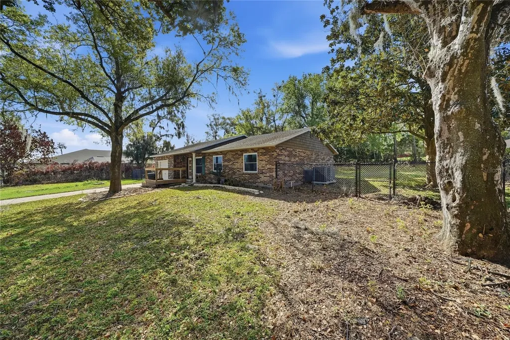 2327 Sean Lane Lakeland FL 33812