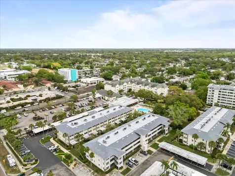 1235 S Highland Avenue Clearwater FL 33756