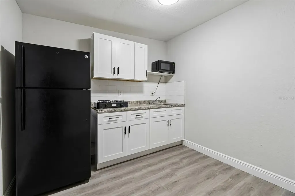 7403 Spring Court Tampa FL 33634
