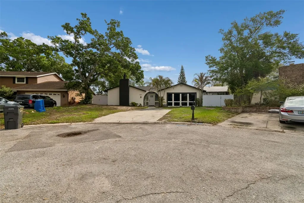 7403 Spring Court Tampa FL 33634