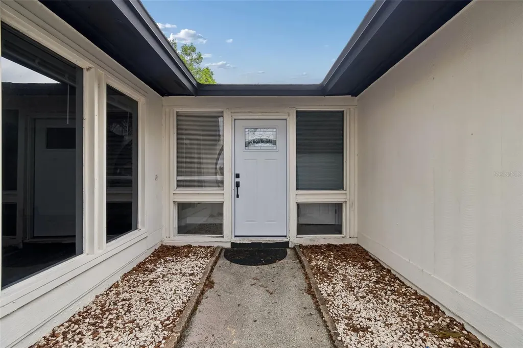 7403 Spring Court Tampa FL 33634