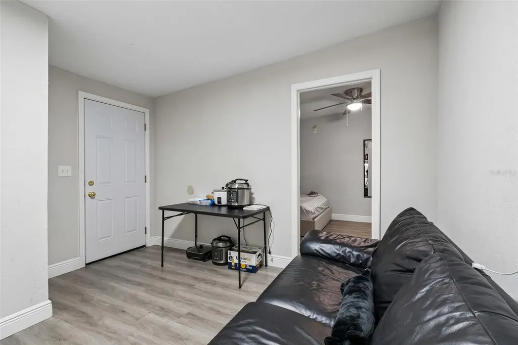 7403 Spring Court Tampa FL 33634