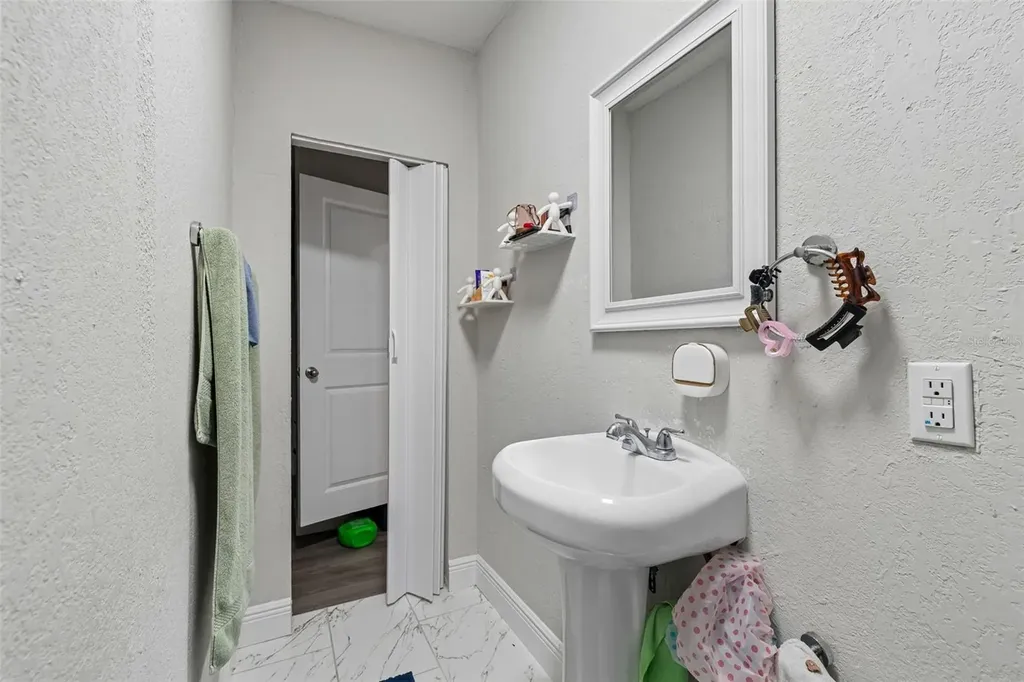 7403 Spring Court Tampa FL 33634
