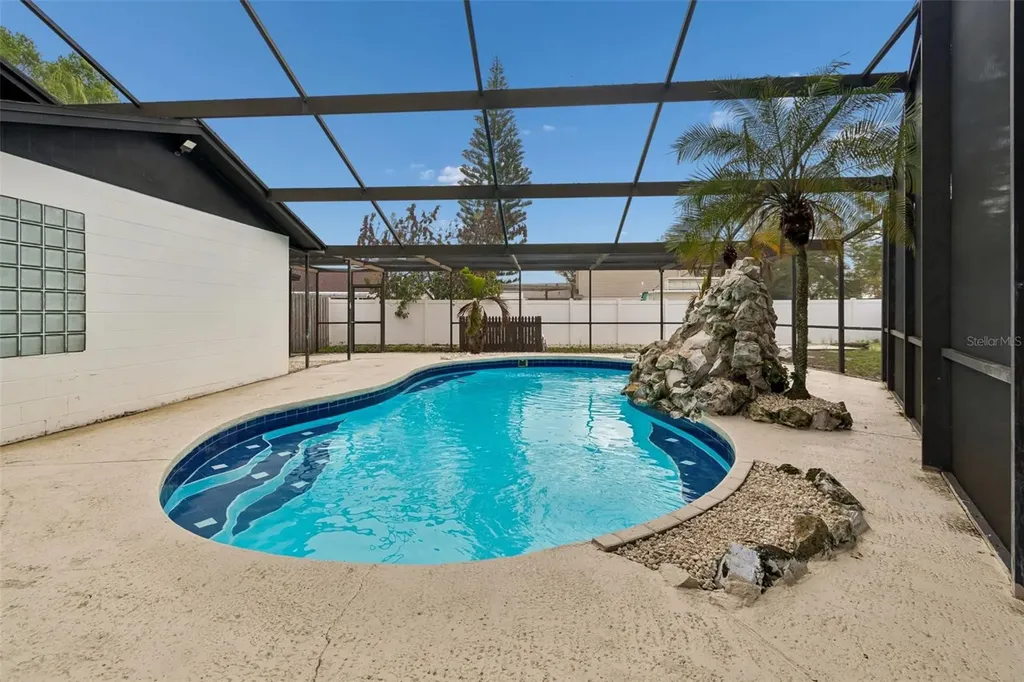 7403 Spring Court Tampa FL 33634