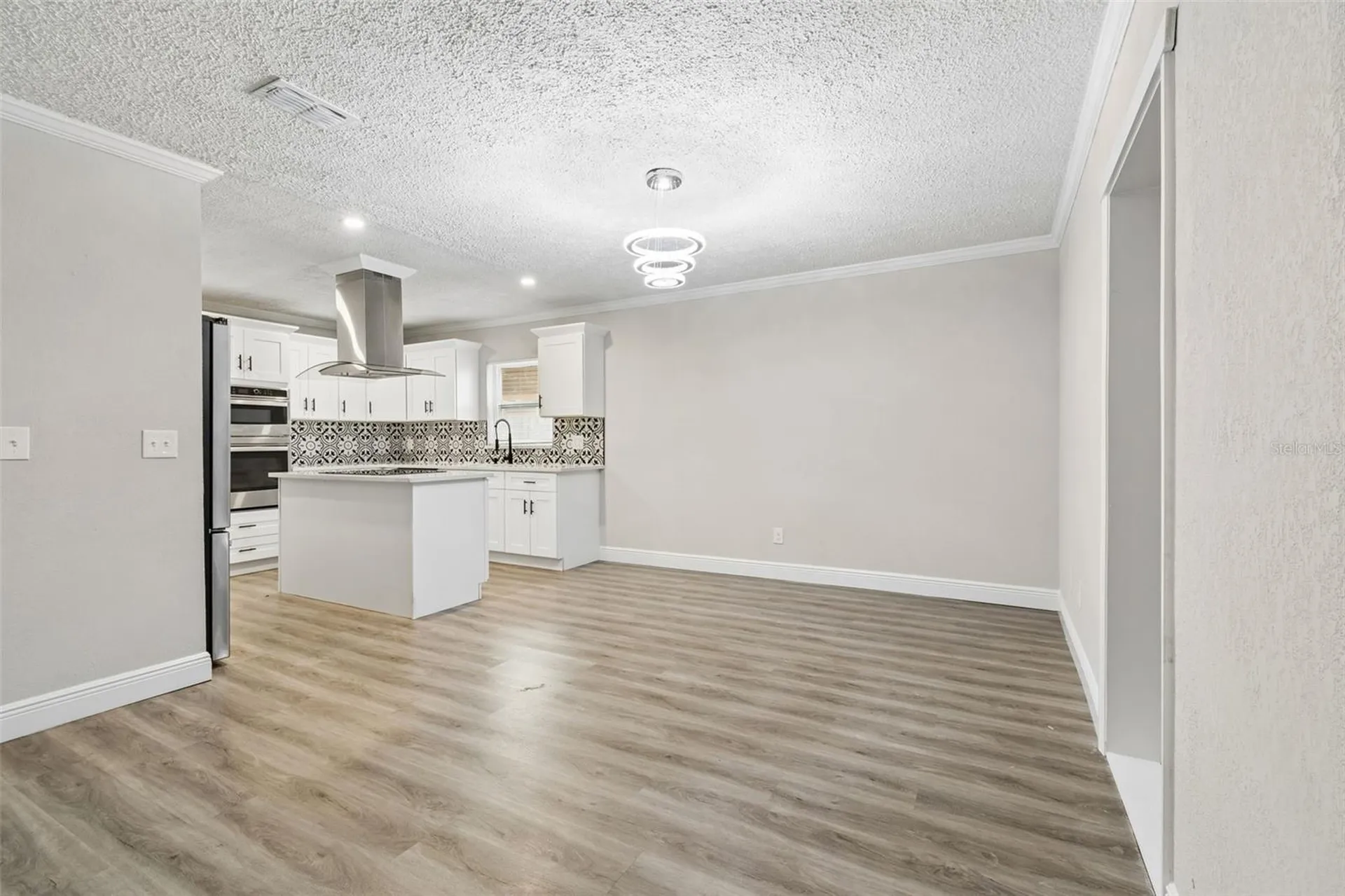 7403 Spring Court Tampa FL 33634
