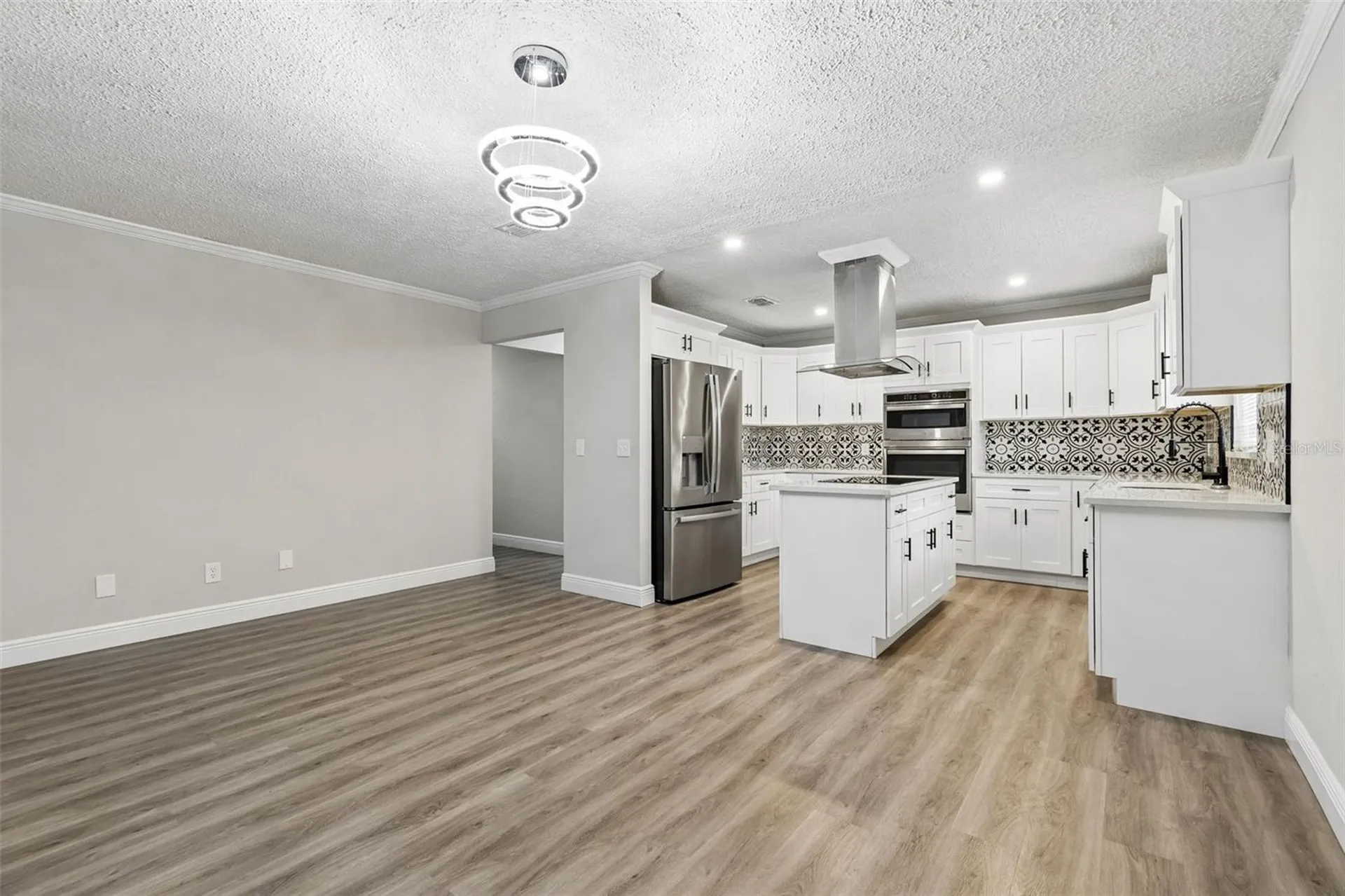 7403 Spring Court Tampa FL 33634