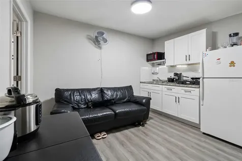 7403 Spring Court Tampa FL 33634