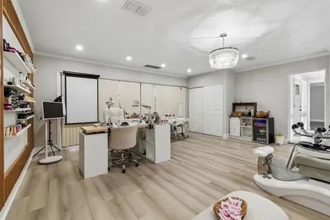 7403 Spring Court Tampa FL 33634