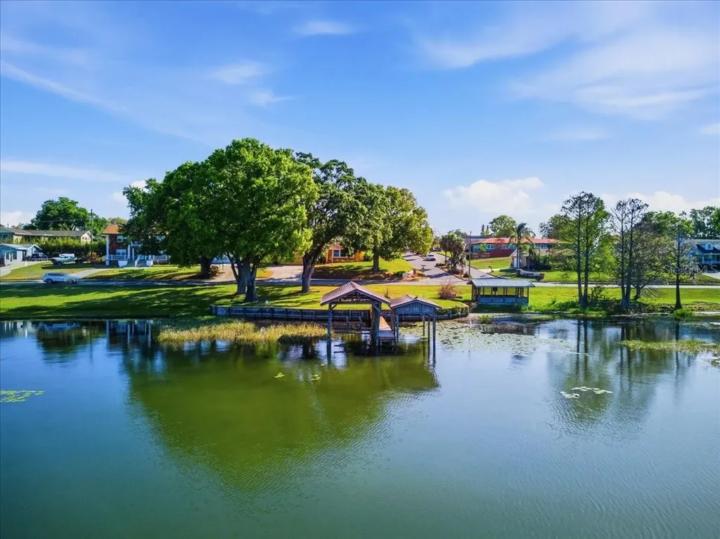 1202 Lake Ariana Boulevard Auburndale FL 33823