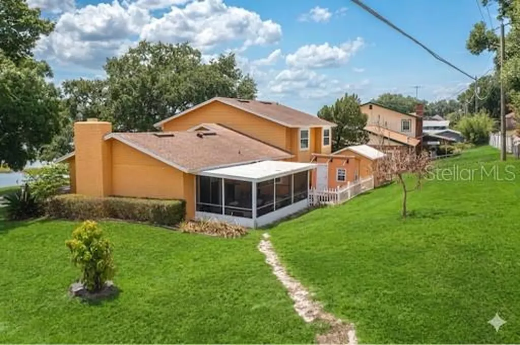 1202 Lake Ariana Boulevard Auburndale FL 33823