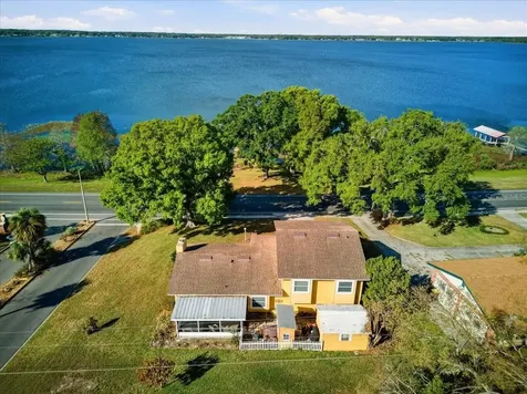 1202 Lake Ariana Boulevard Auburndale FL 33823