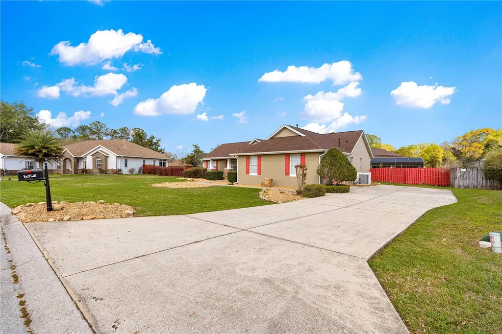 10485 SE 42nd Court Belleview FL 34420