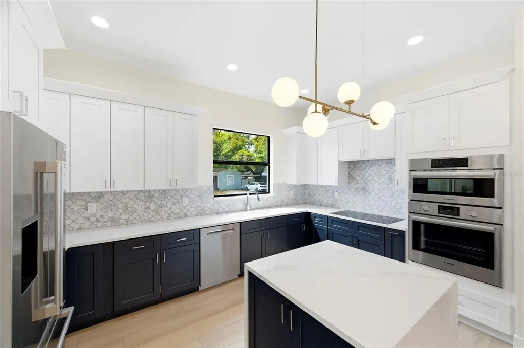 4543 26th Avenue S St Petersburg FL 33711