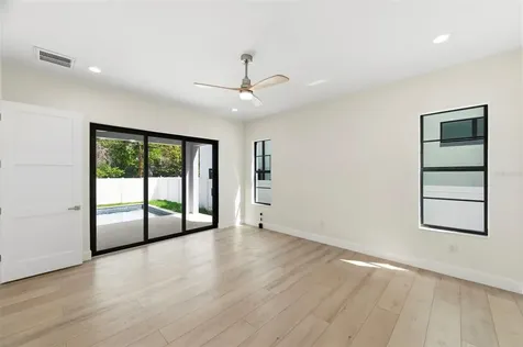 4543 26th Avenue S St Petersburg FL 33711