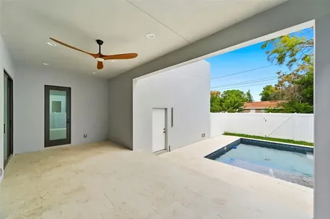 4543 26th Avenue S St Petersburg FL 33711